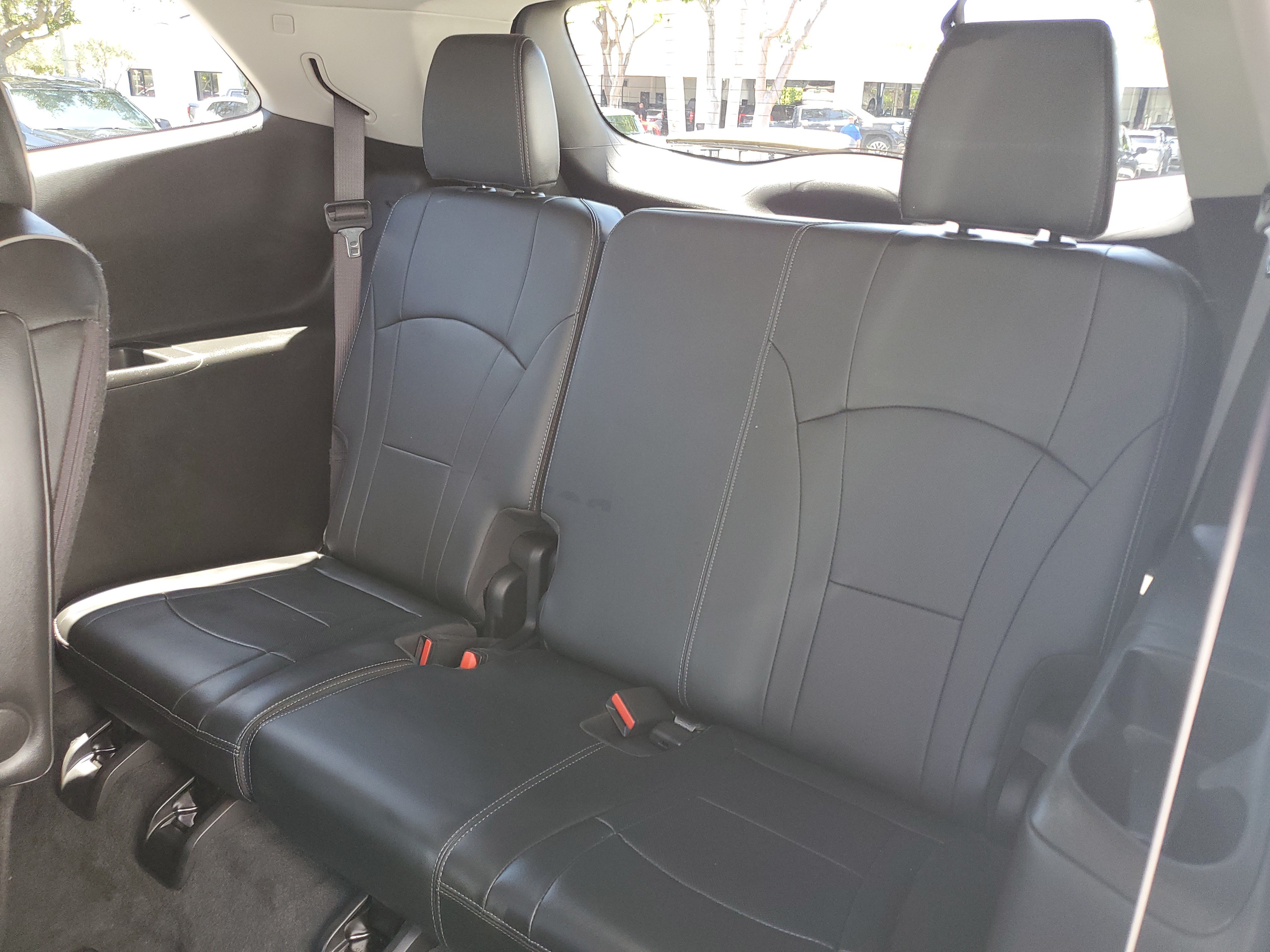 Used 2019 Buick Enclave Avenir w/ Avenir Technology Package FWD image 11