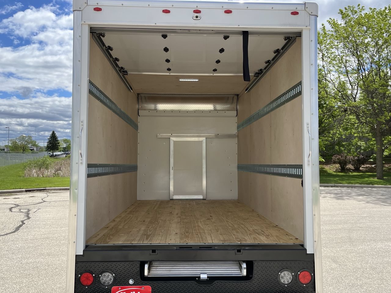 New 2026 GMC Savana 3500 w/ Power Convenience Package RWD image 19