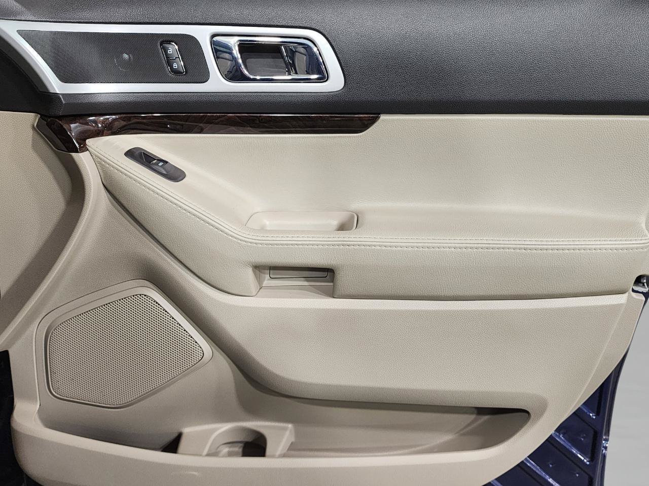 Used 2011 Ford Explorer Limited w/ 302A Rapid Spec Order Code AWD/4WD image 27