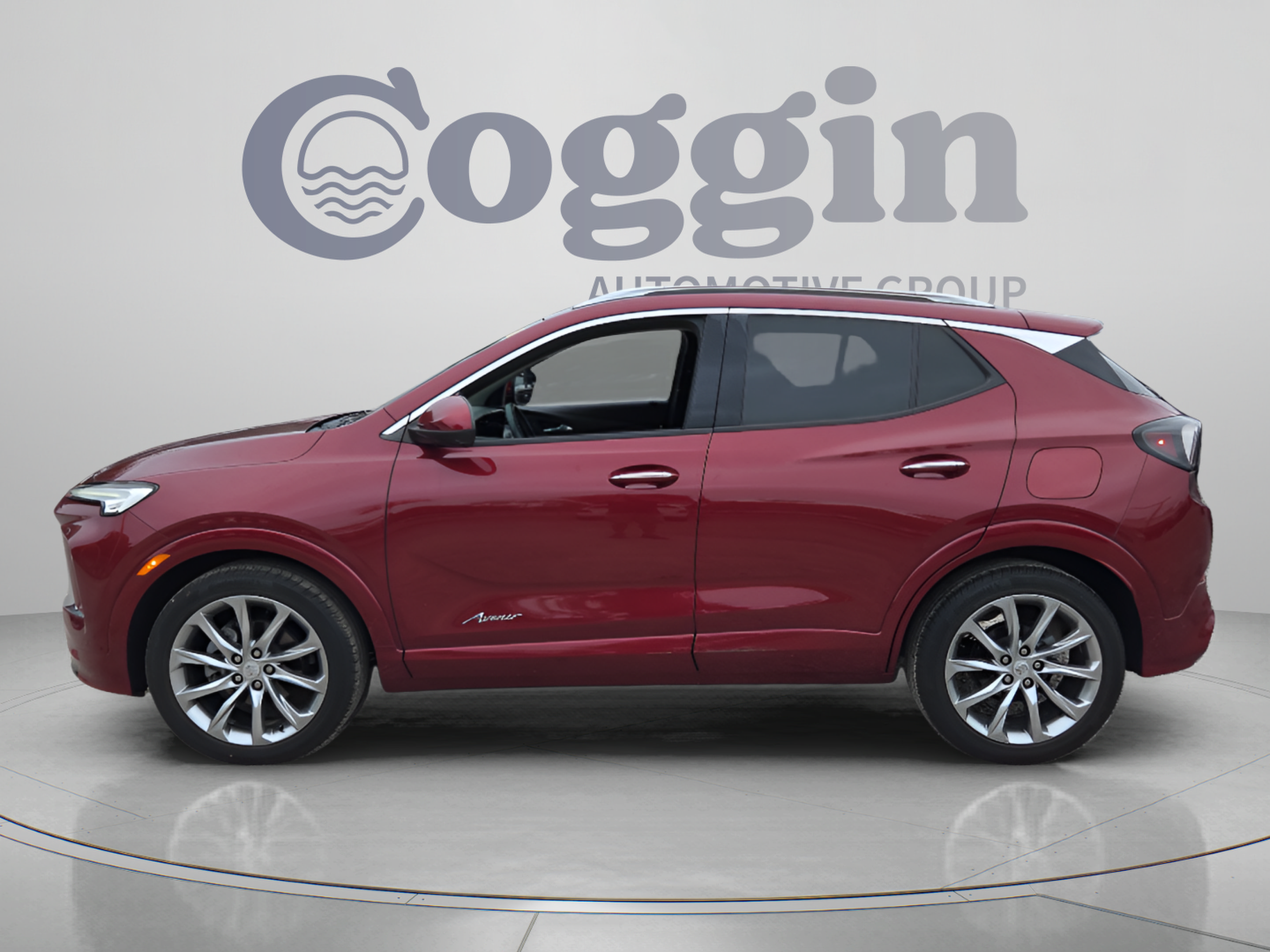 Certified 2024 Buick Encore GX Avenir FWD image 2