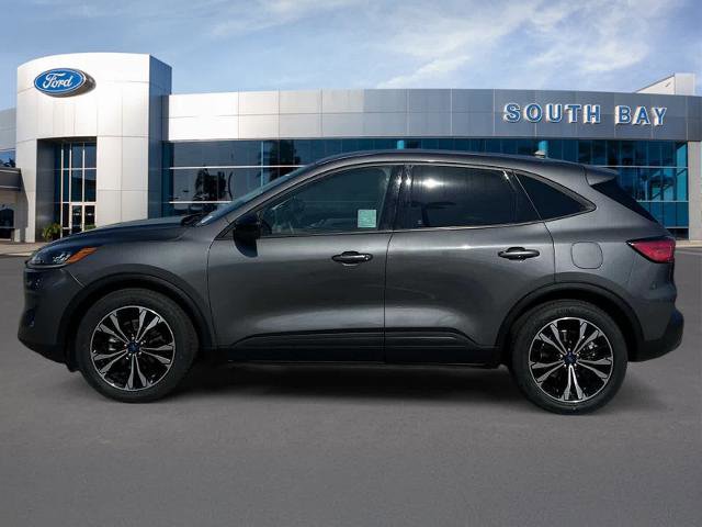 Certified 2021 Ford Escape SE w/ SE Sport Appearance Package image 2