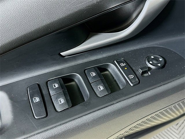 Certified 2025 Hyundai Elantra SEL image 12