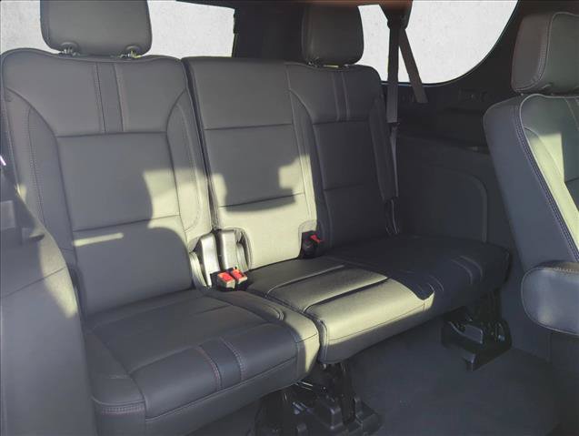 Used 2026 Chevrolet Suburban RST w/ Comfort Package RWD image 22