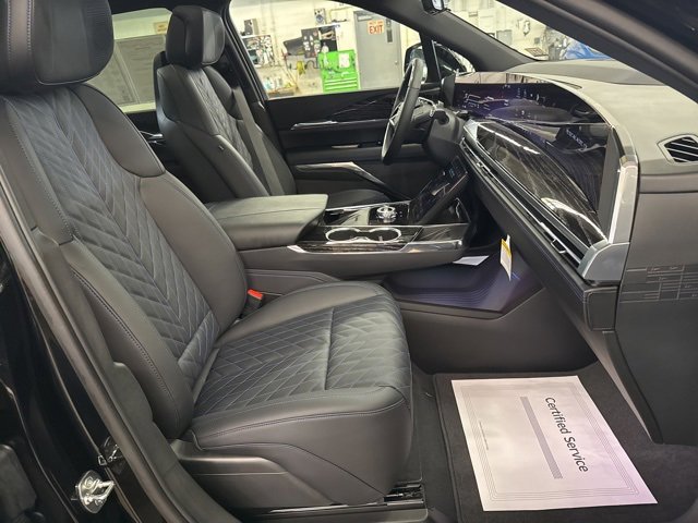 Used 2025 Cadillac Escalade IQ Luxury 1 image 30