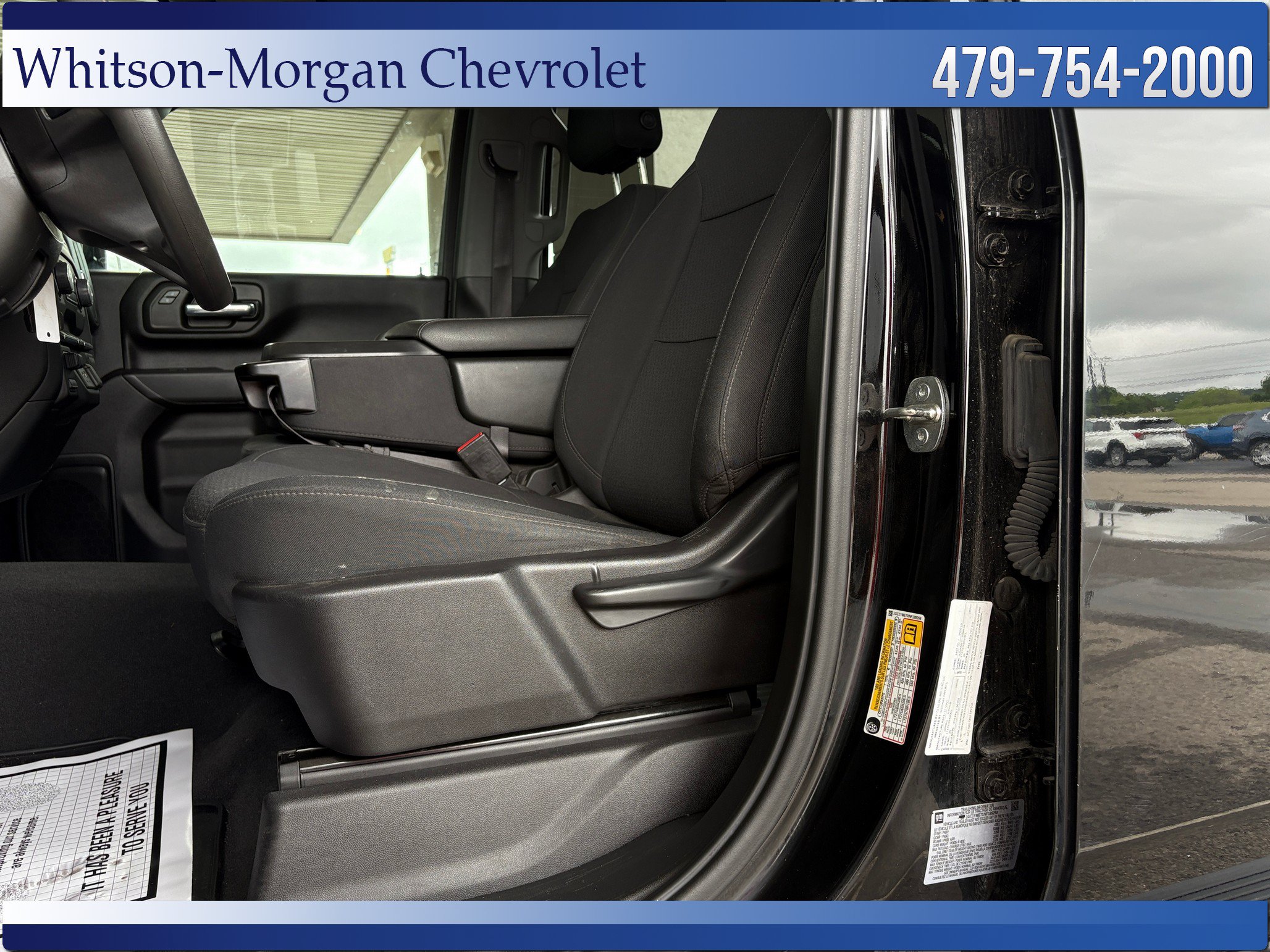 Used 2022 Chevrolet Silverado 2500 Custom w/ Custom Convenience Package AWD/4WD image 17