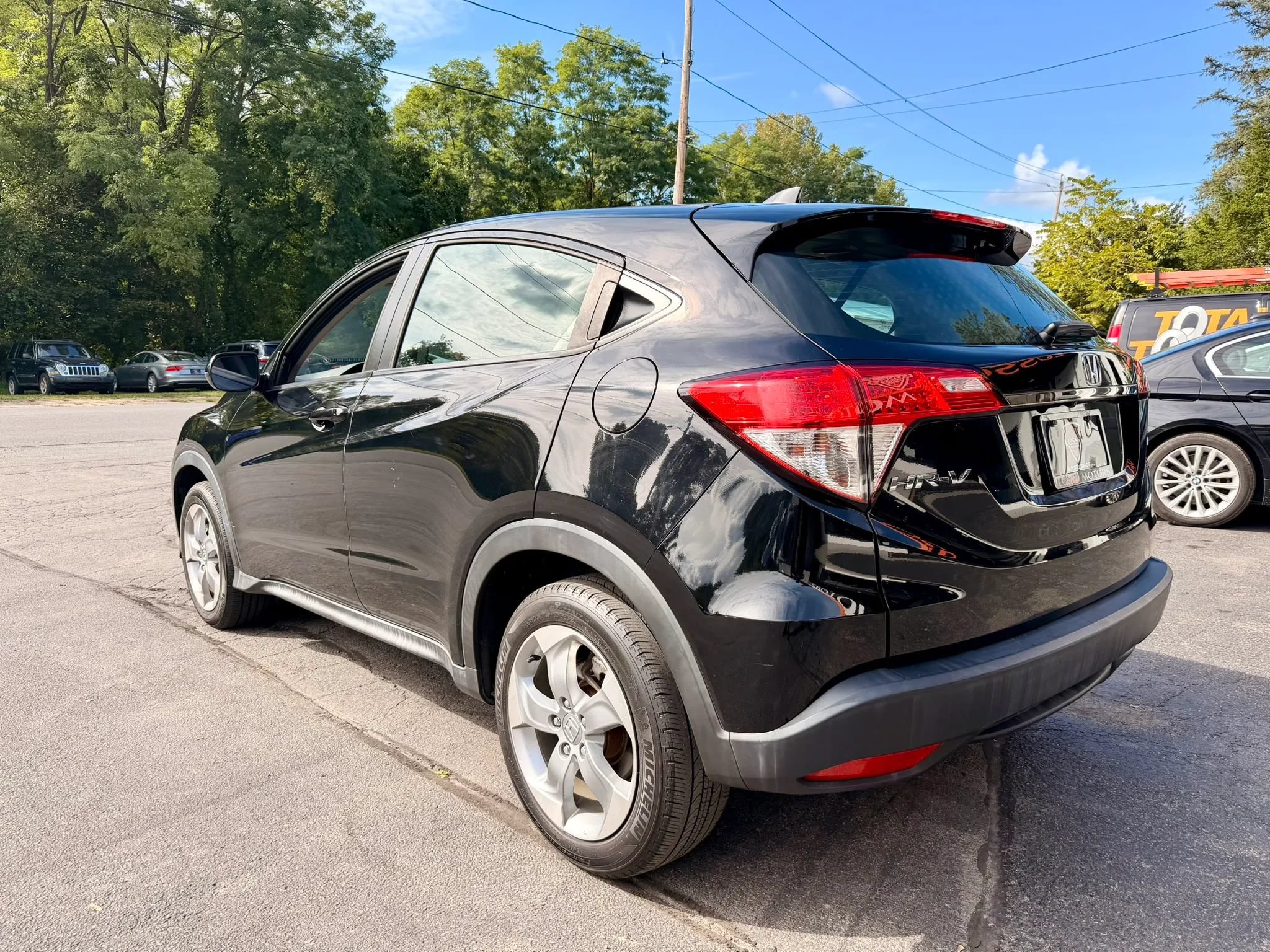 Used 2019 Honda HR-V LX image 4