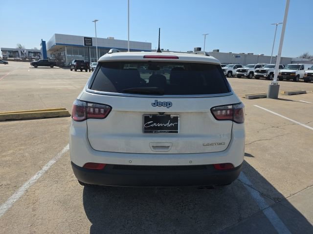 Used 2021 Jeep Compass Limited image 4