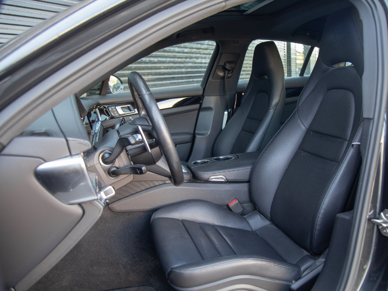 Certified 2023 Porsche Panamera 4 AWD/4WD image 5