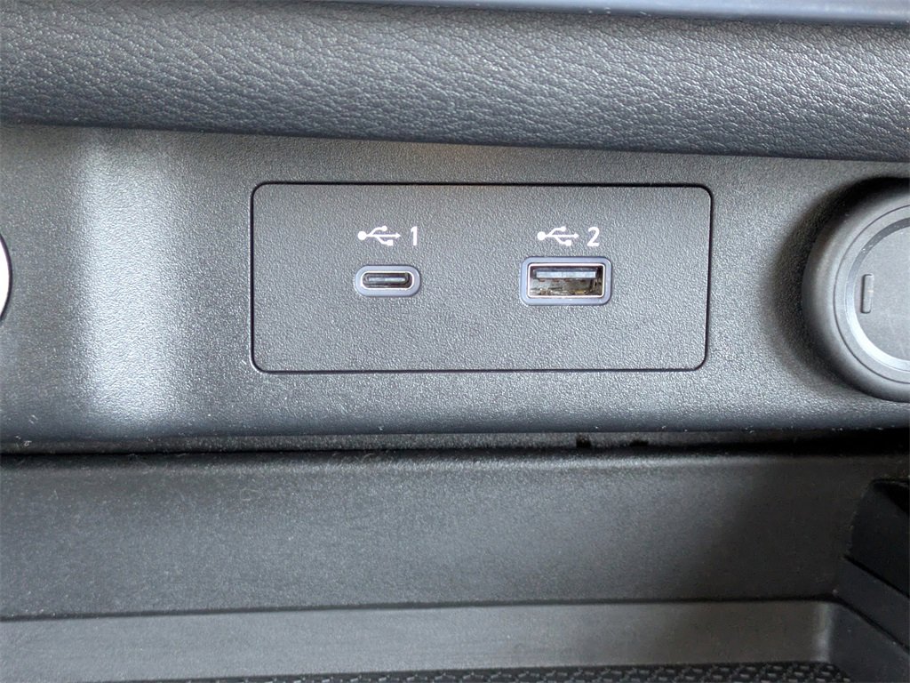 Used 2022 Nissan Rogue SL w/ SL Premium Package image 24