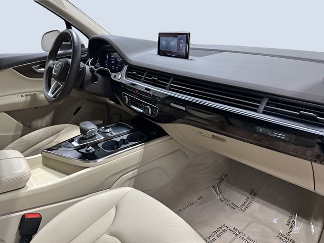 Used 2019 Audi Q7 3.0T Premium Plus image 11