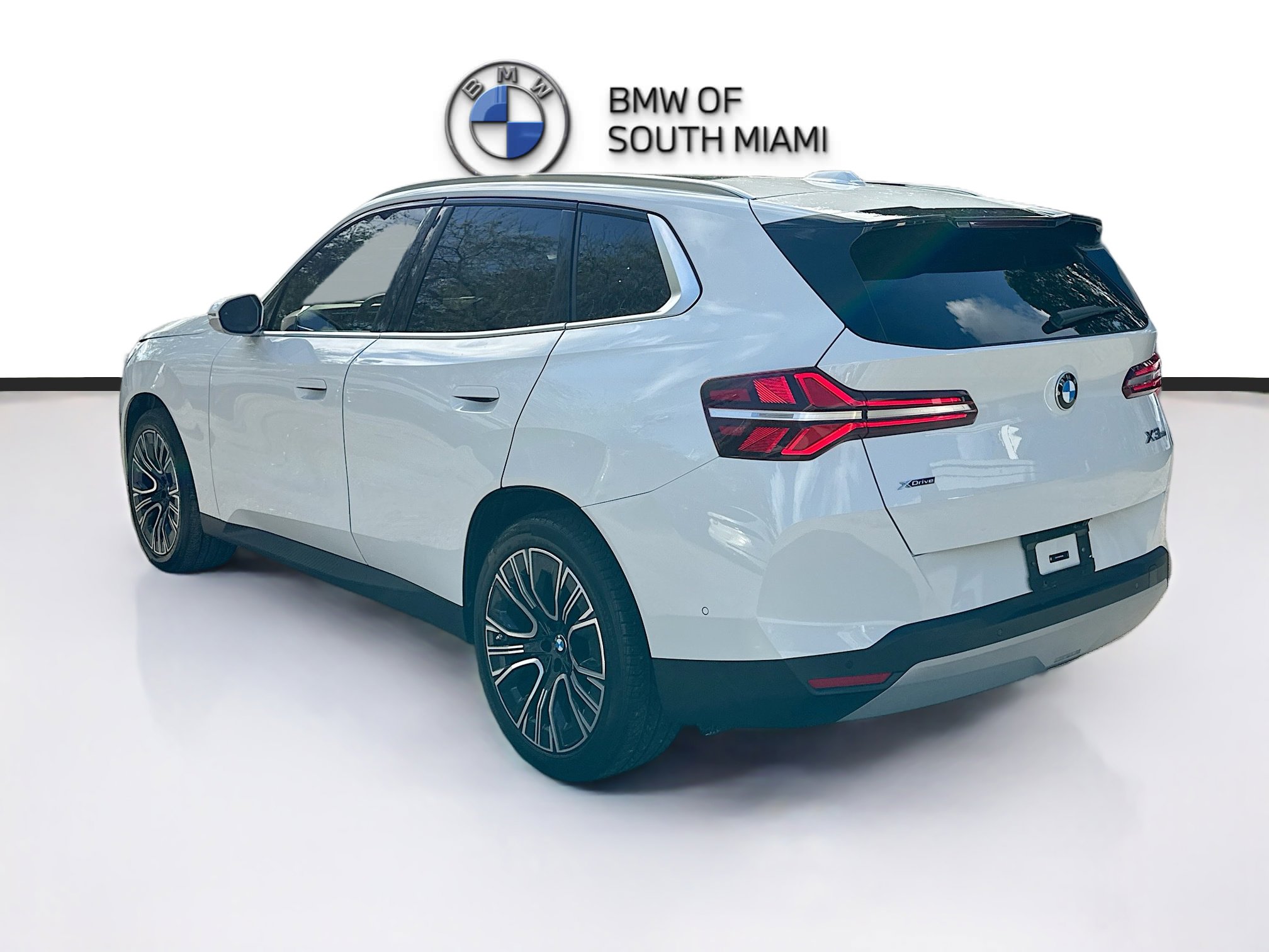 Certified 2025 BMW X3 xDrive30i w/ Convenience Package image 5