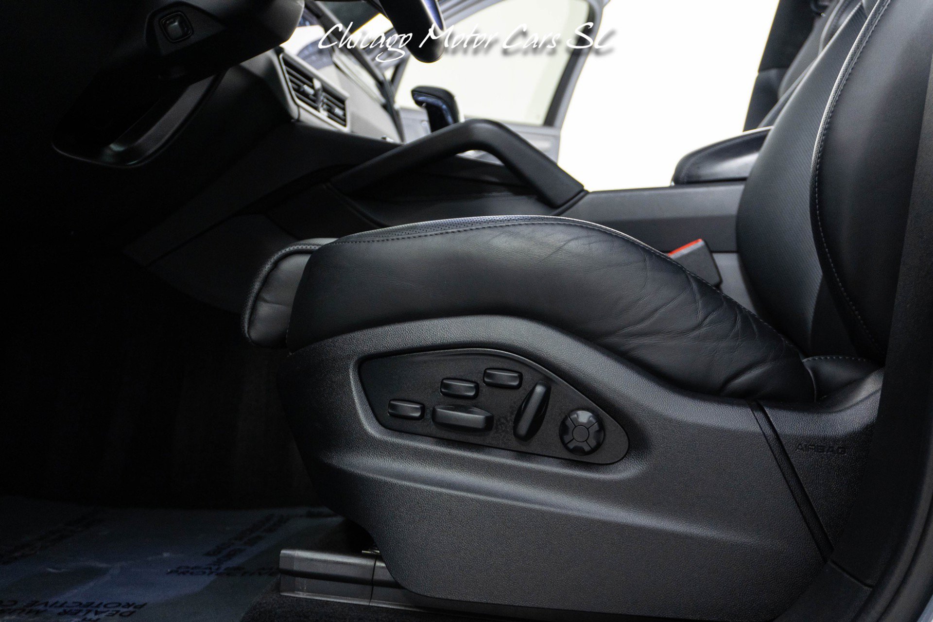 Used 2022 Porsche Cayenne Turbo GT AWD/4WD image 40