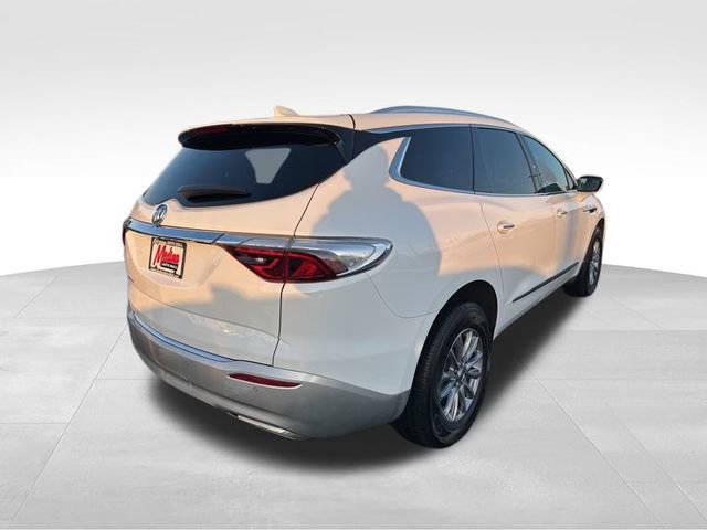 Used 2023 Buick Enclave Essence image 6