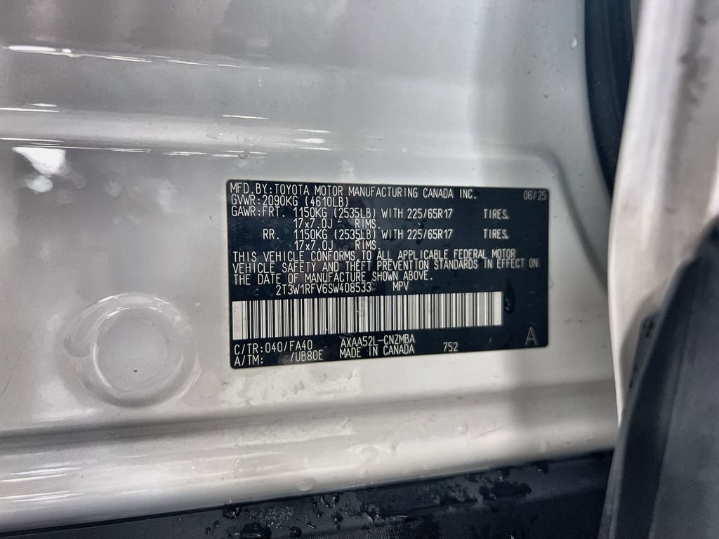 Used 2025 Toyota RAV4 XLE image 38