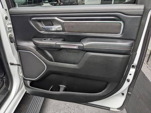 Used 2022 RAM 1500 Laramie AWD/4WD image 15
