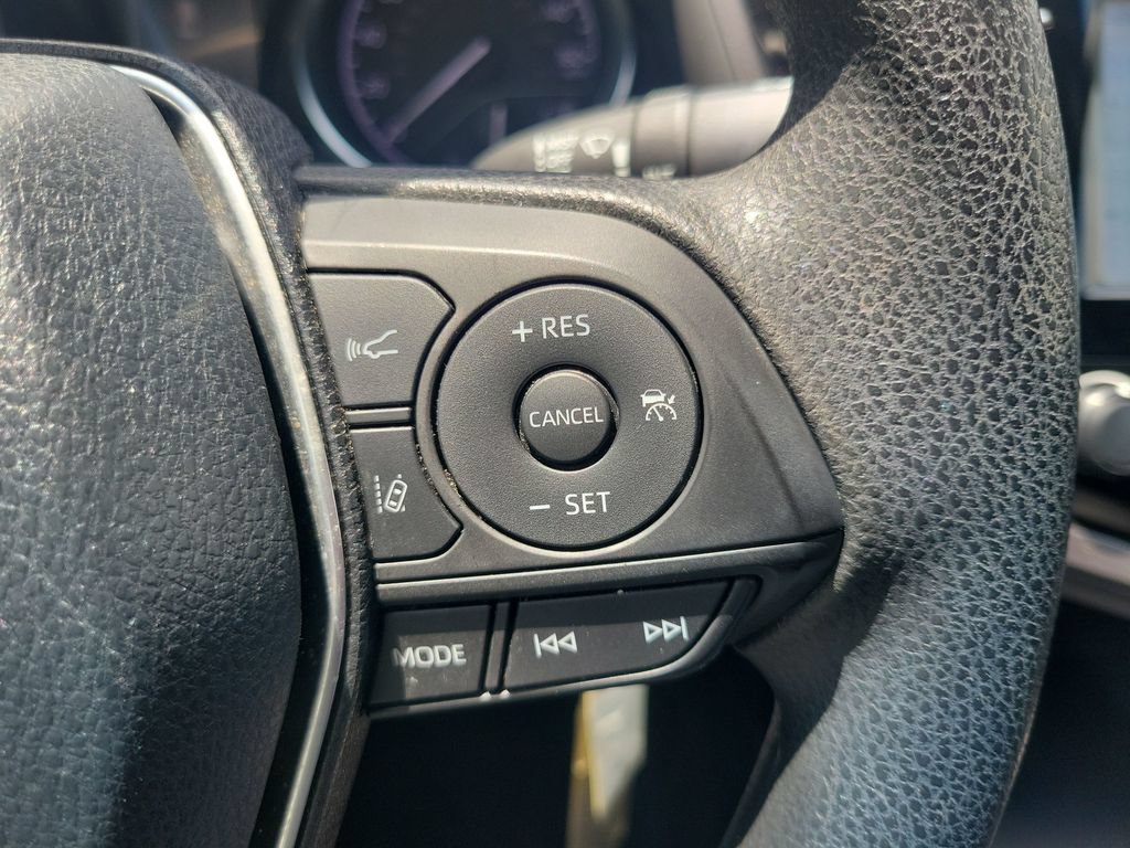 Certified 2018 Toyota Camry LE FWD image 21