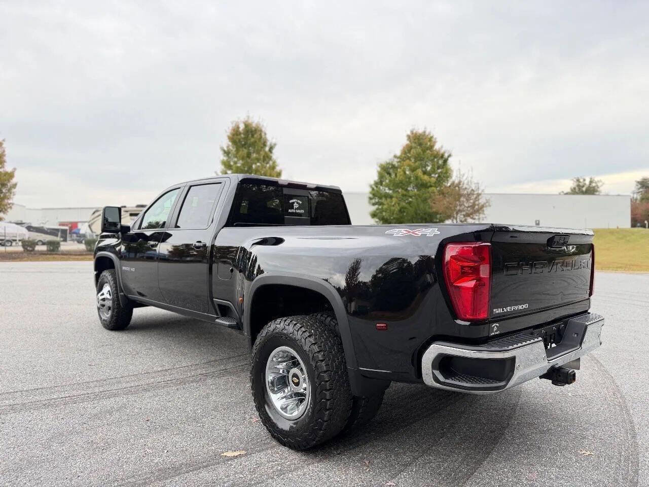Used 2021 Chevrolet Silverado 3500 LT w/ All Star Edition AWD/4WD image 5