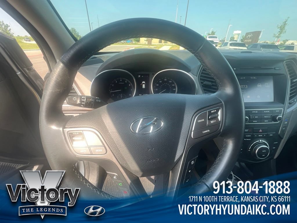 Used 2017 Hyundai Santa Fe Sport FWD image 11