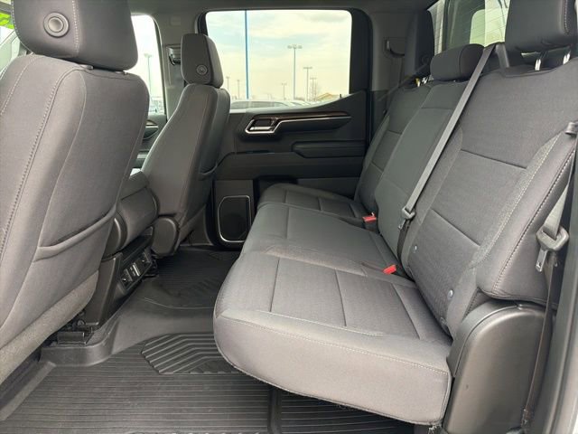 Used 2023 Chevrolet Silverado 1500 LT AWD/4WD image 17