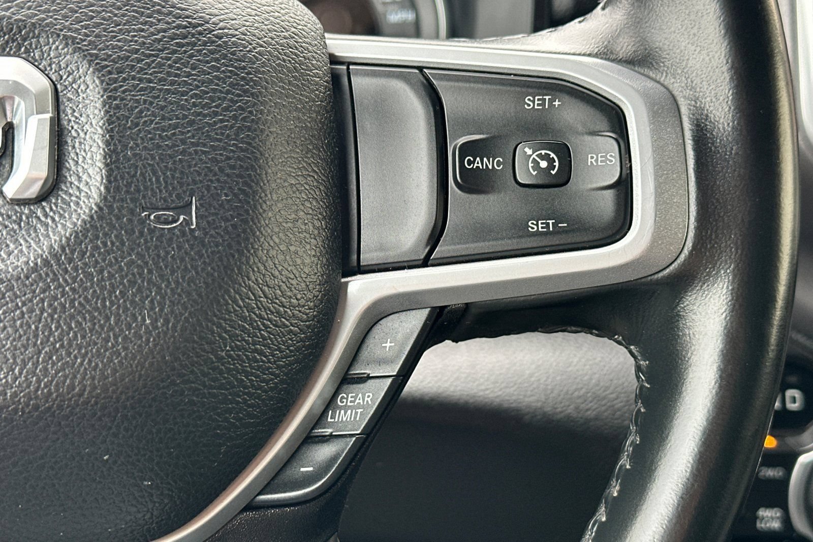 Used 2023 RAM 1500 Big Horn AWD/4WD image 31