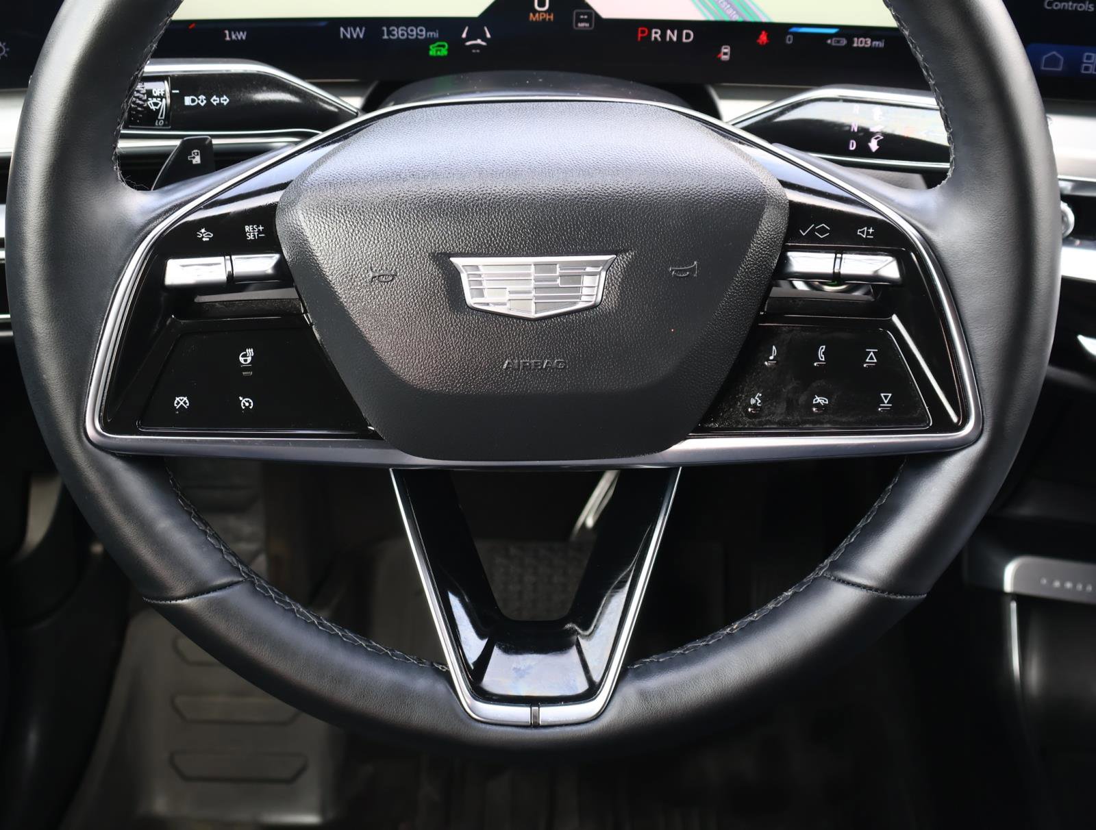 Certified 2024 Cadillac Lyriq Luxury image 12