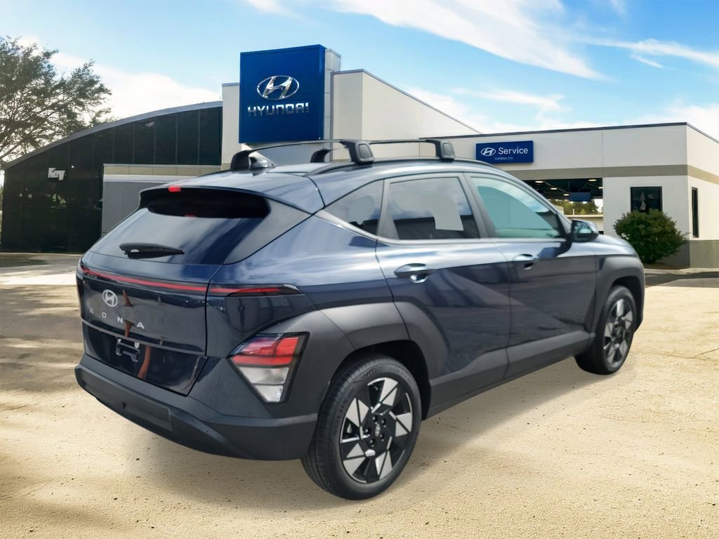 Certified 2025 Hyundai Kona SEL image 4