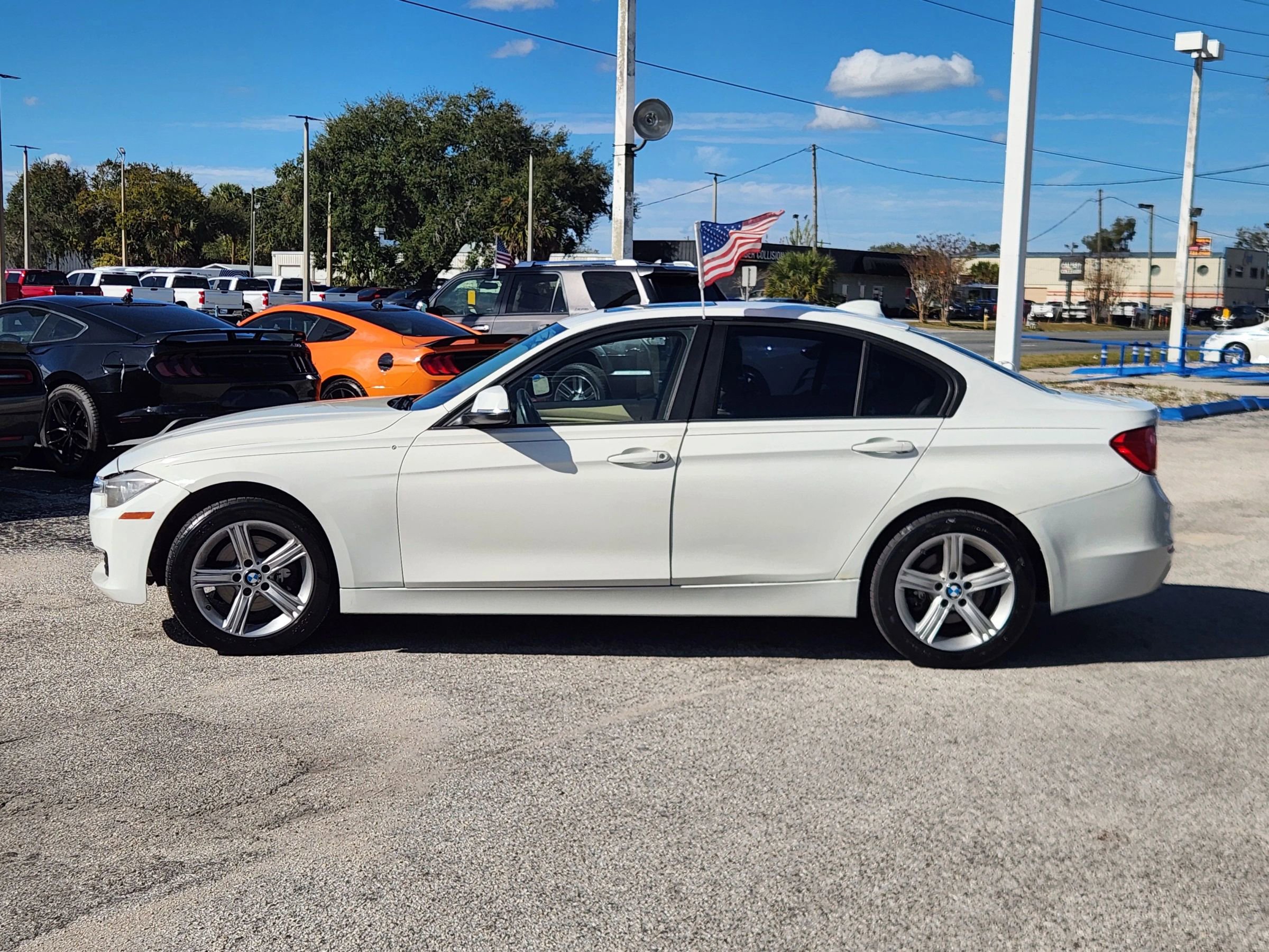 Used 2014 BMW 328i xDrive Sedan w/ Premium Package image 5