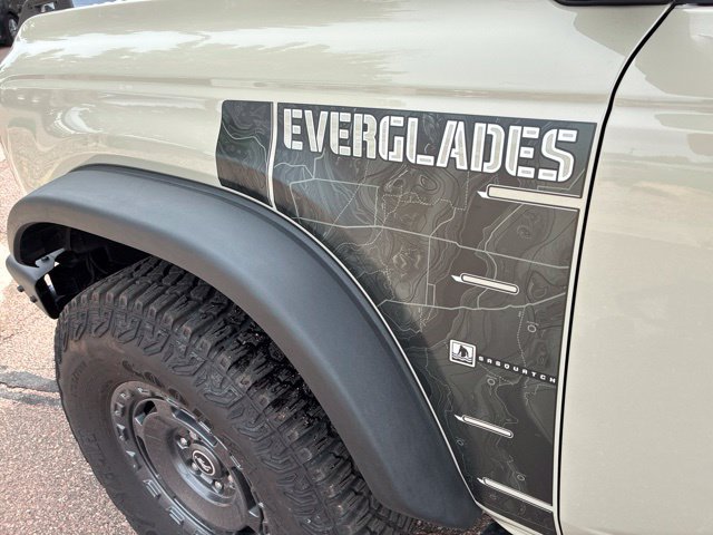Used 2022 Ford Bronco Everglades AWD/4WD image 11