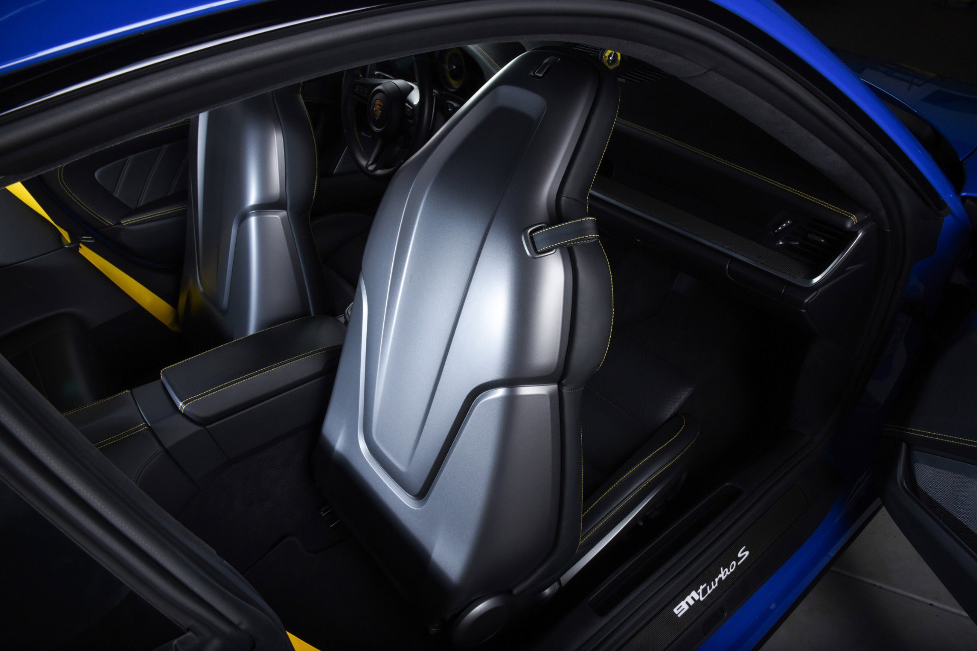 Used 2021 Porsche 911 Turbo S image 36