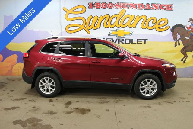 Used 2017 Jeep Cherokee Latitude w/ Cold Weather Group