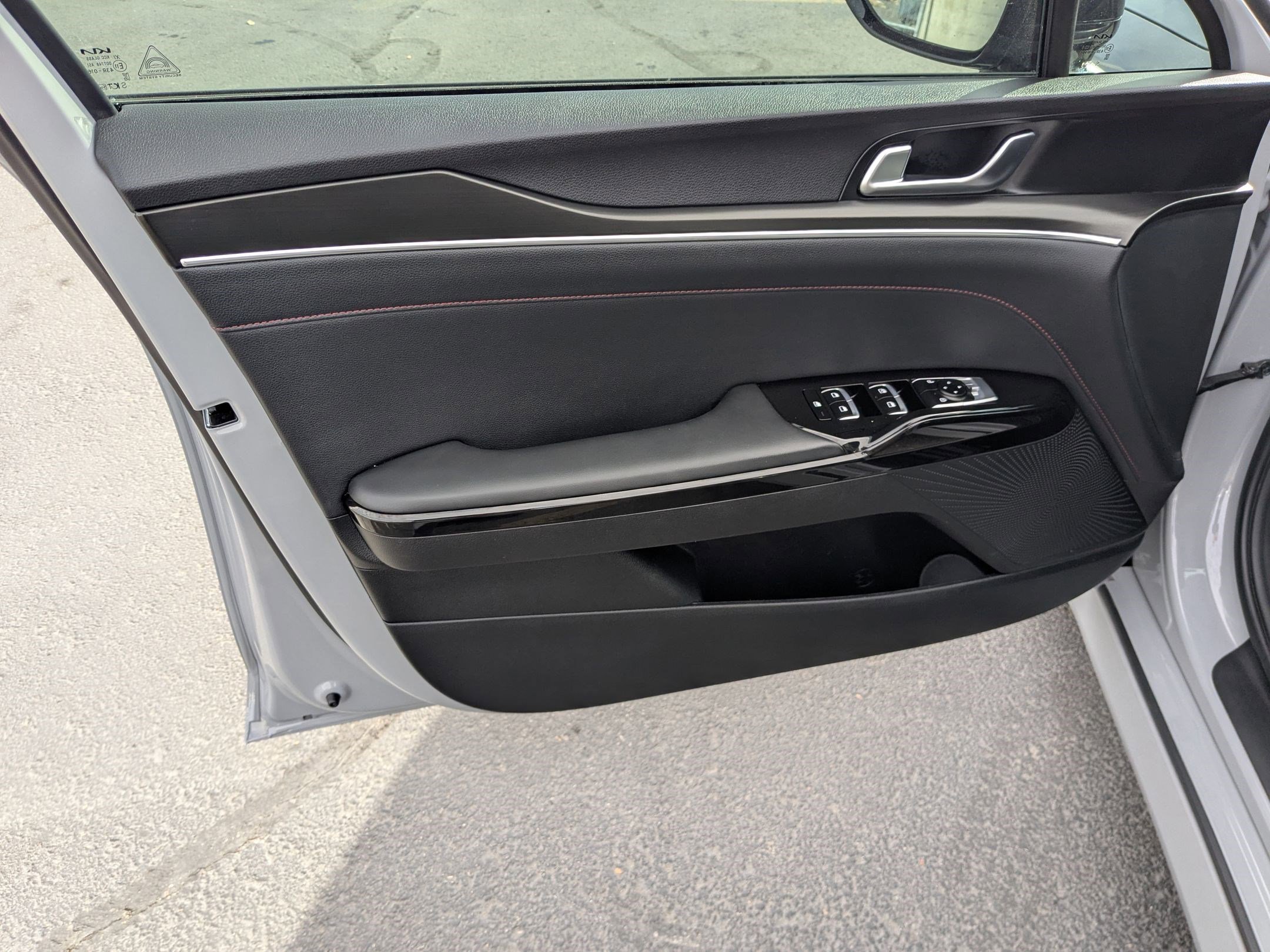 Used 2023 Kia K5 GT image 12