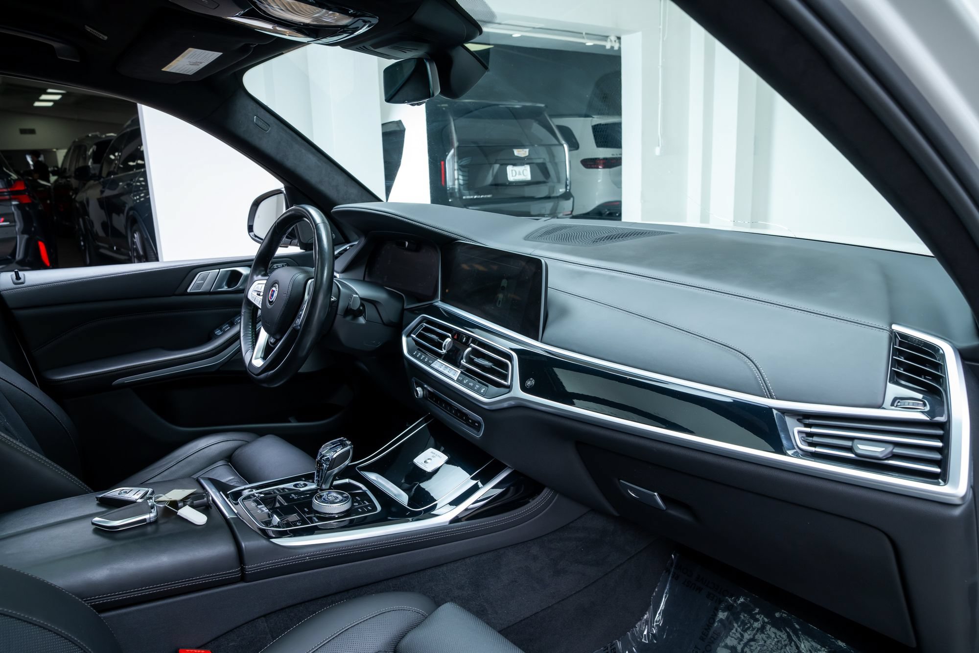 Used 2021 BMW ALPINA XB7 AWD/4WD image 31