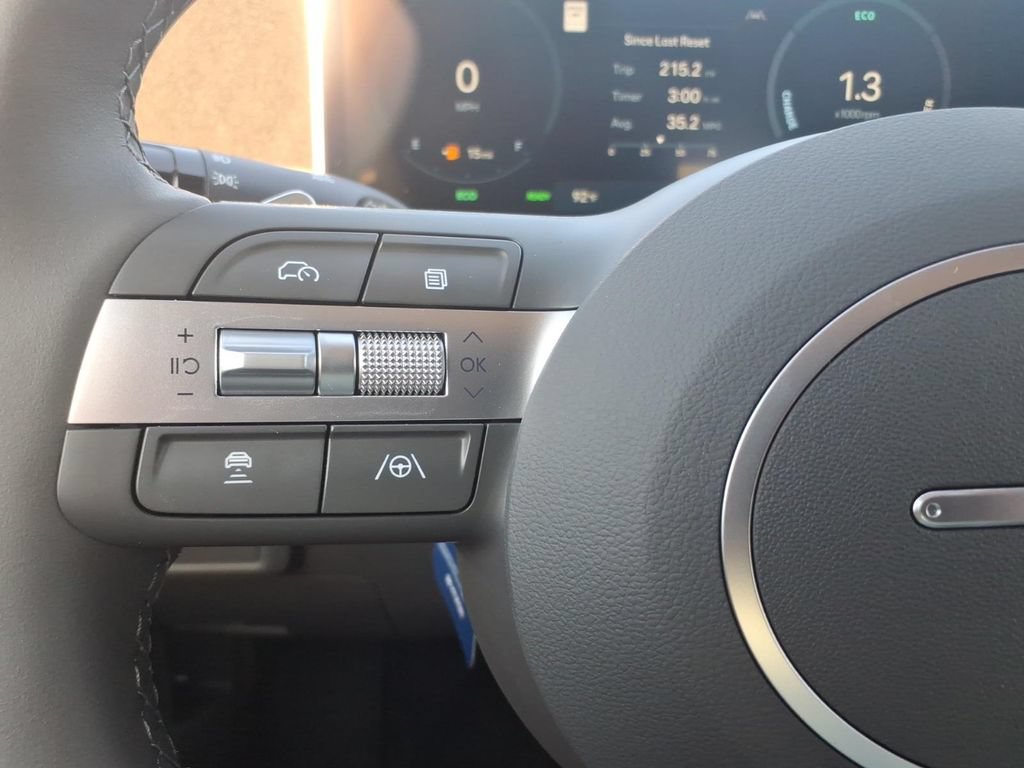 New 2026 Hyundai Sonata Limited FWD image 17