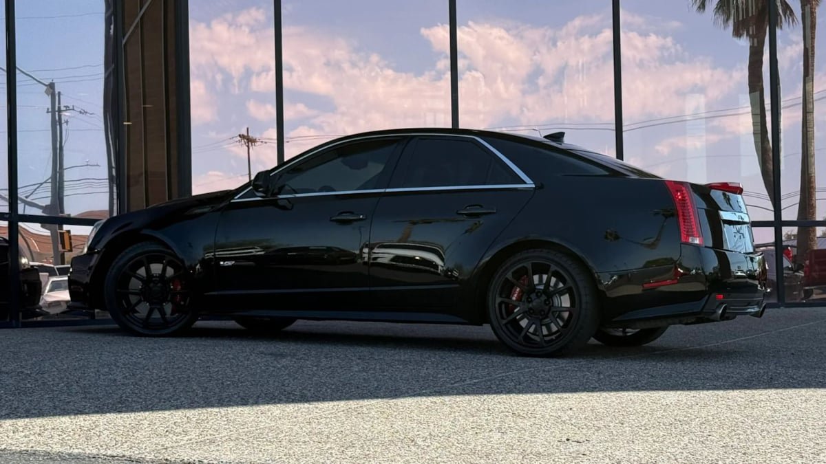Used 2012 Cadillac CTS V RWD image 6
