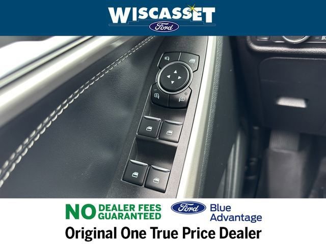Certified 2022 Ford Explorer Limited w/ Hybrid Equipment Group 310A AWD/4WD image 31