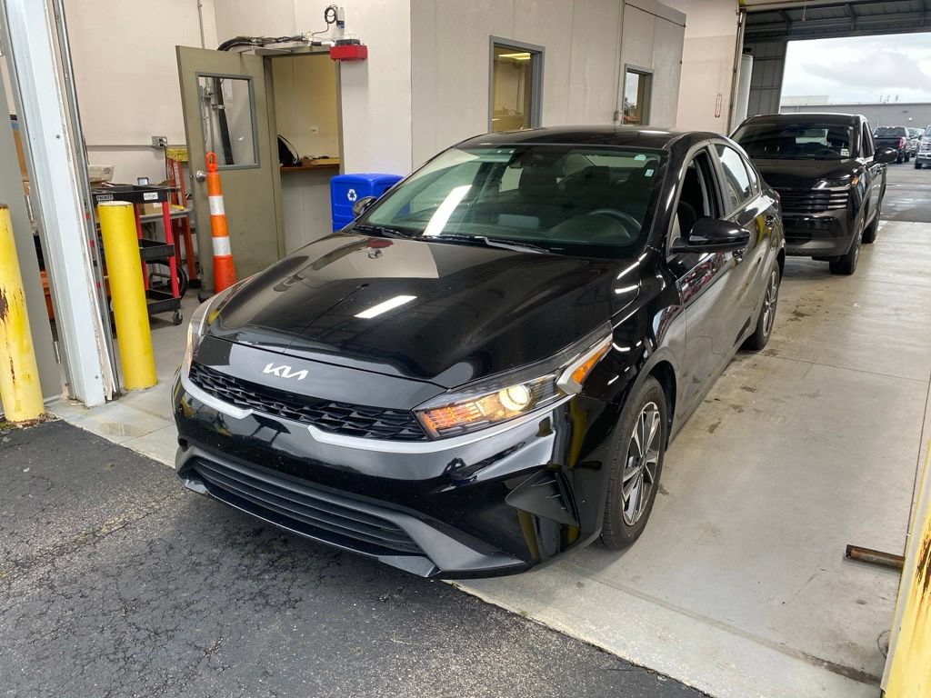 Used 2024 Kia Forte LXS FWD image 2