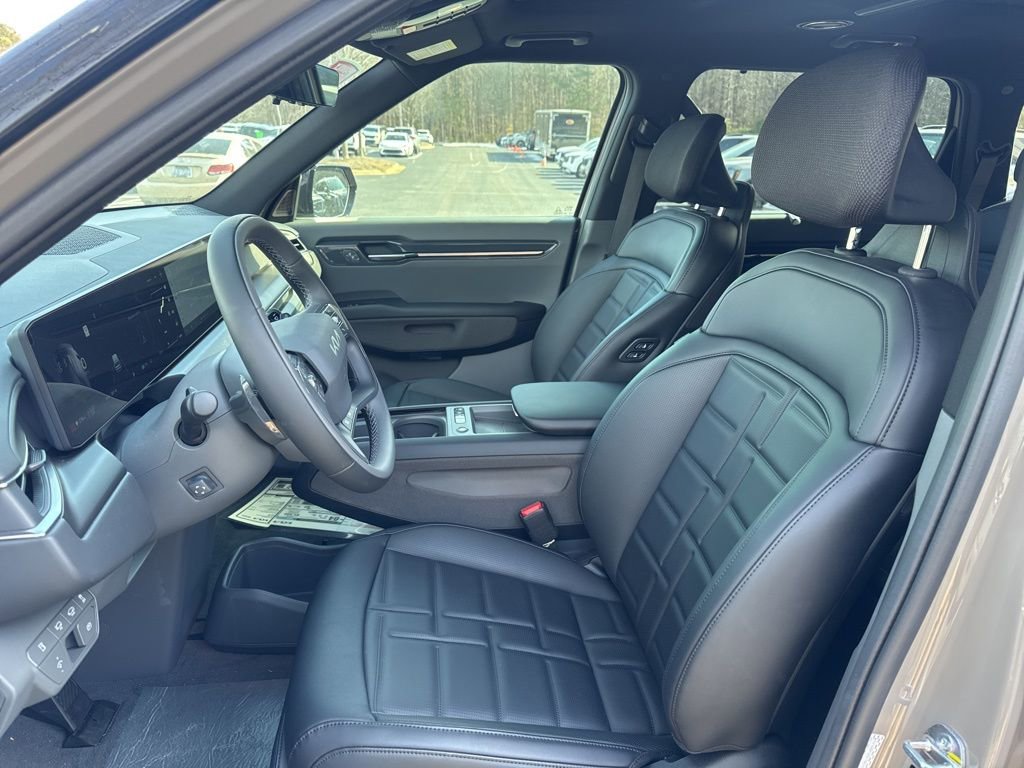 New 2026 Kia EV9 Land w/ Nightfall Edition Package image 9
