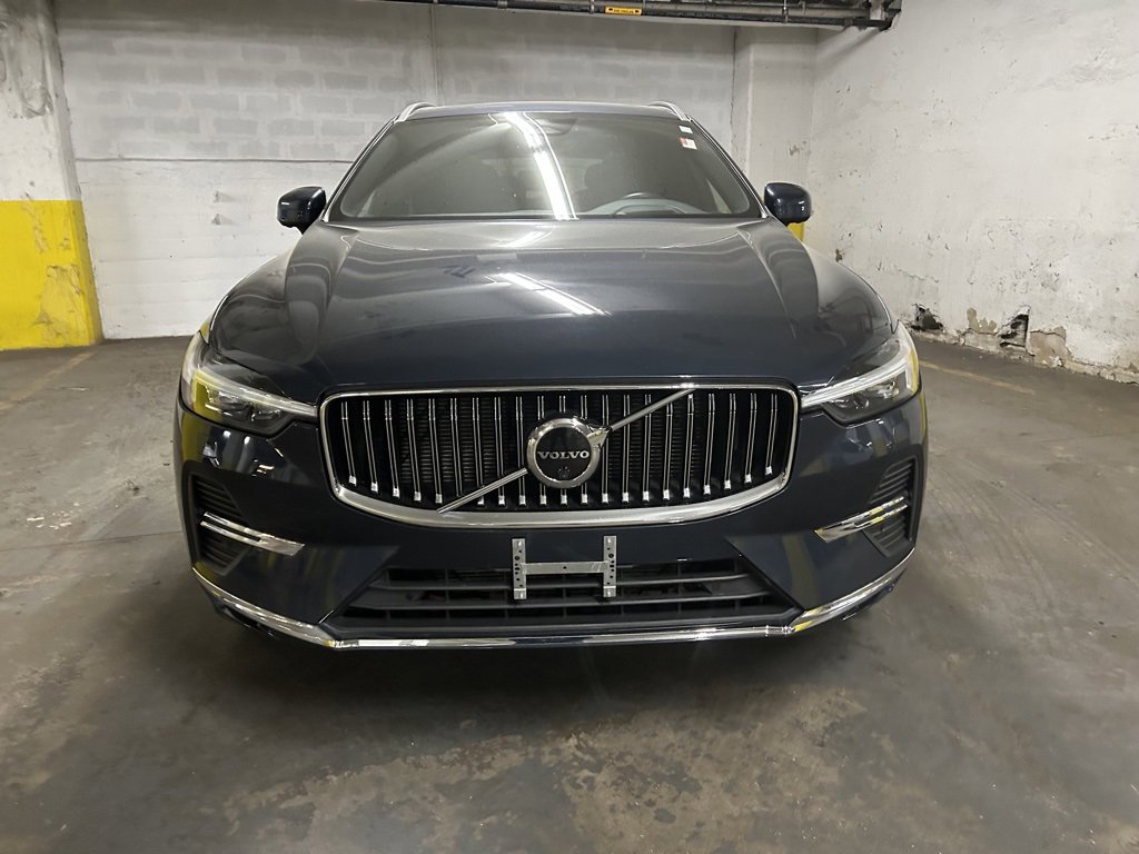 Used 2022 Volvo XC60 B5 Inscription w/ Advanced Package