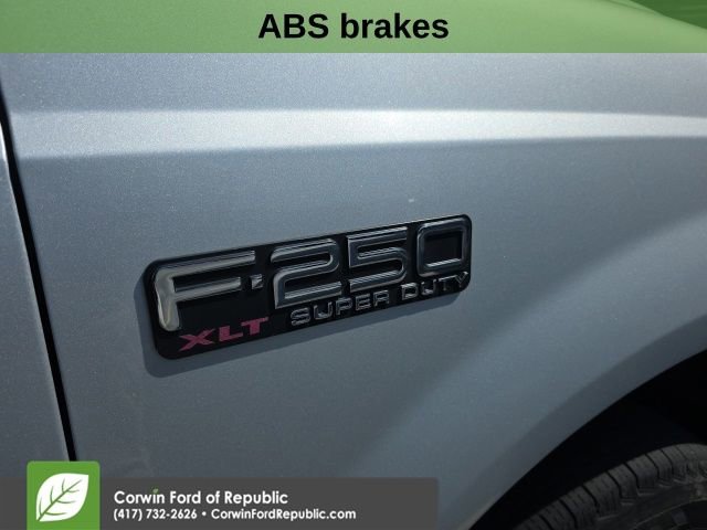Used 2004 Ford F250 XL image 5