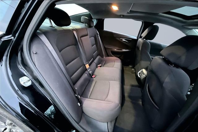 Used 2023 Chevrolet Malibu LT image 24