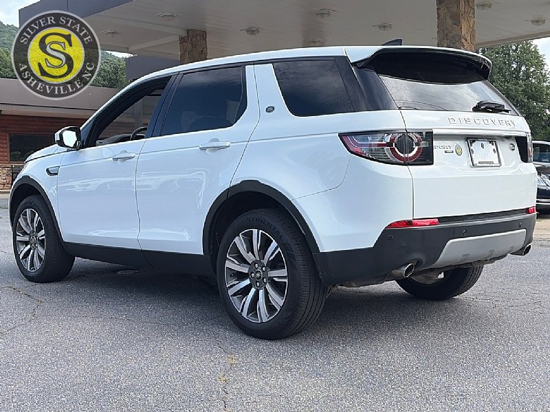 Used 2017 Land Rover Discovery Sport HSE Luxury AWD/4WD image 4