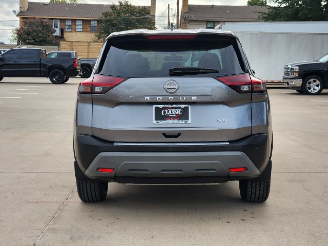 Used 2023 Nissan Rogue SV FWD image 13