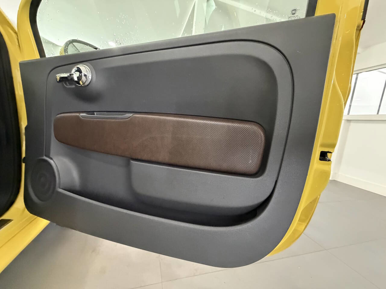 Used 2012 FIAT 500 Sport image 16