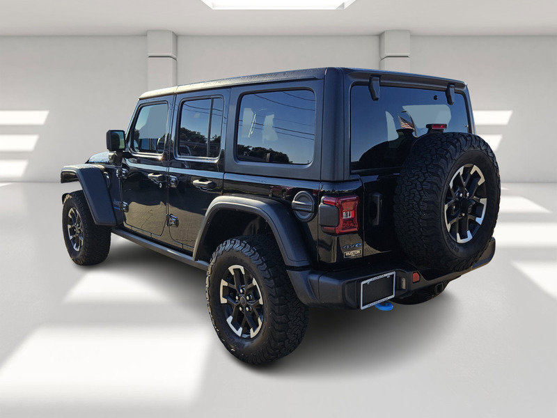 Used 2024 Jeep Wrangler Rubicon image 3
