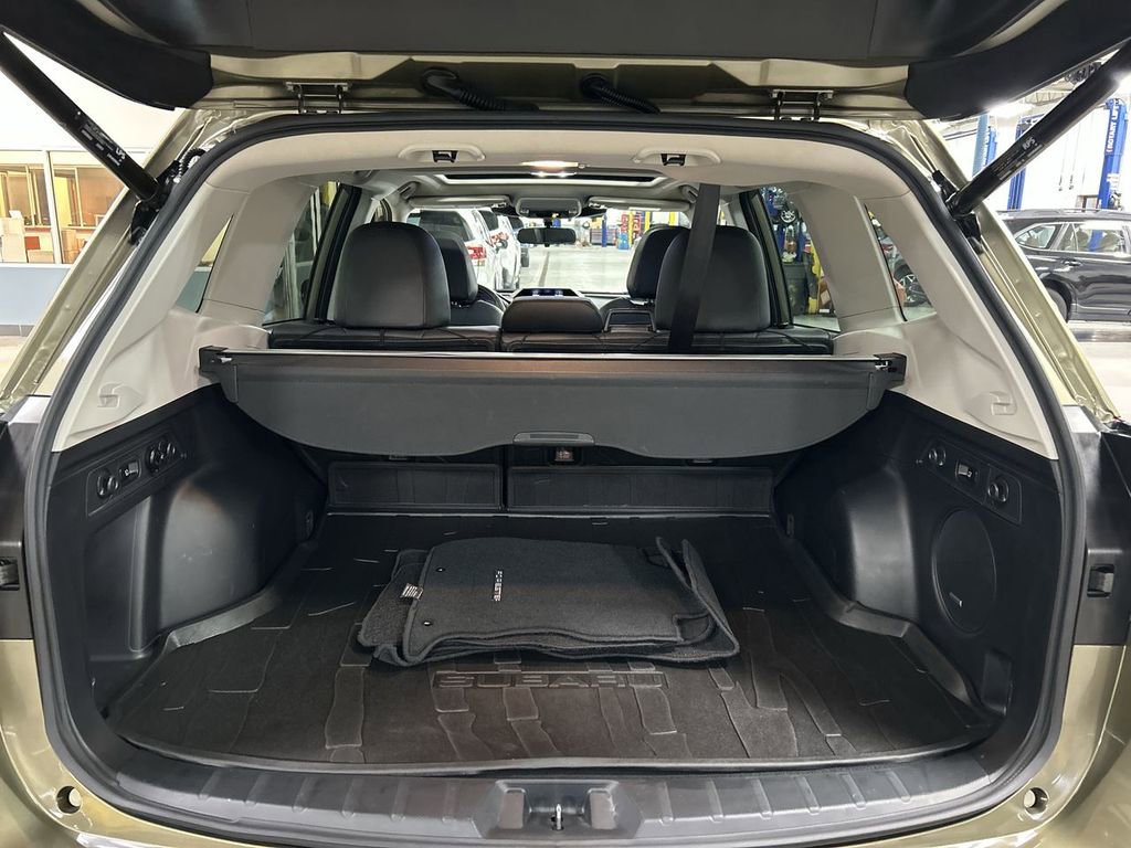 Certified 2023 Subaru Forester Limited image 27
