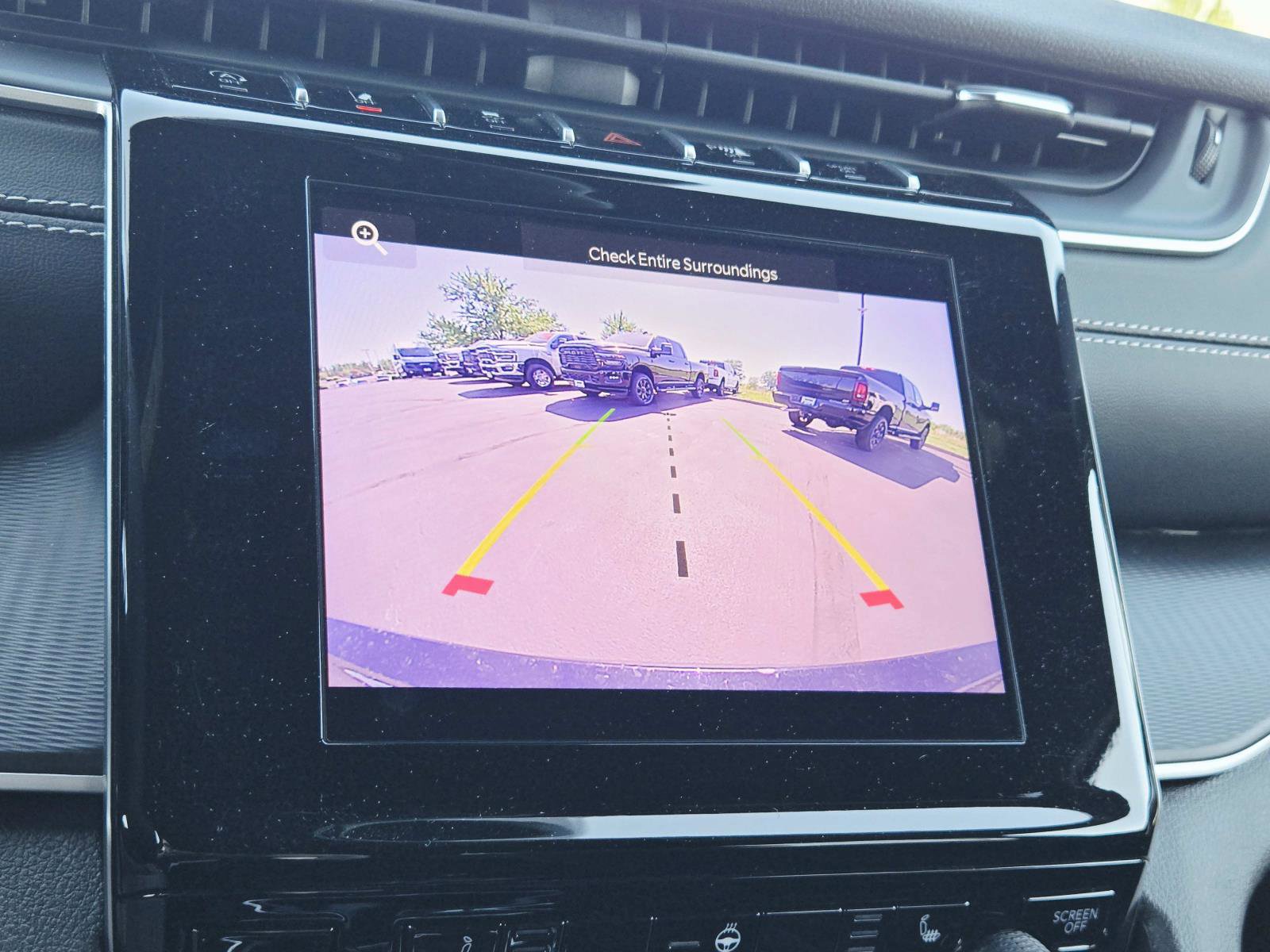 Used 2024 Jeep Grand Cherokee L Altitude AWD/4WD image 31