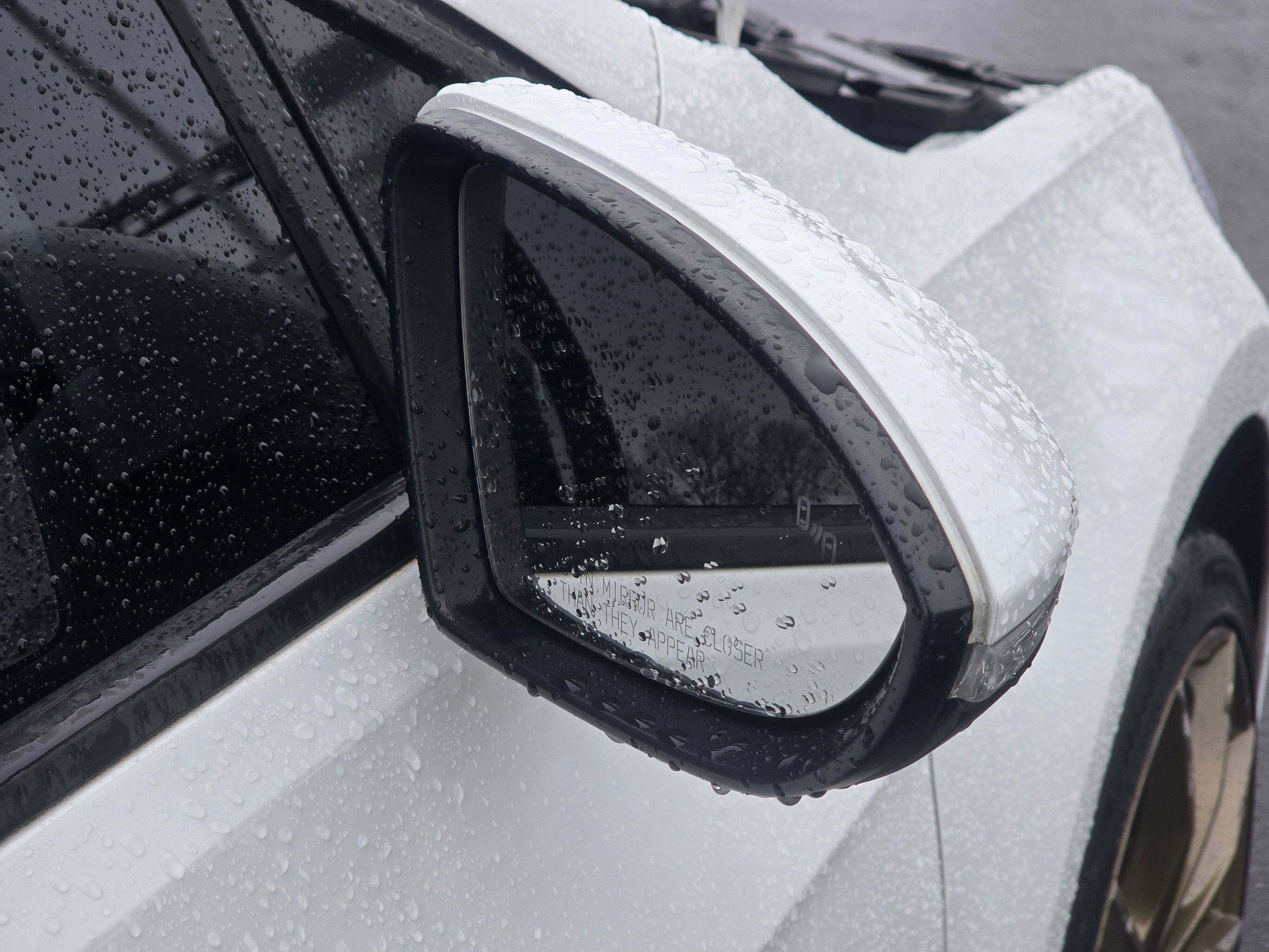 Used 2018 Volkswagen Golf SE image 28