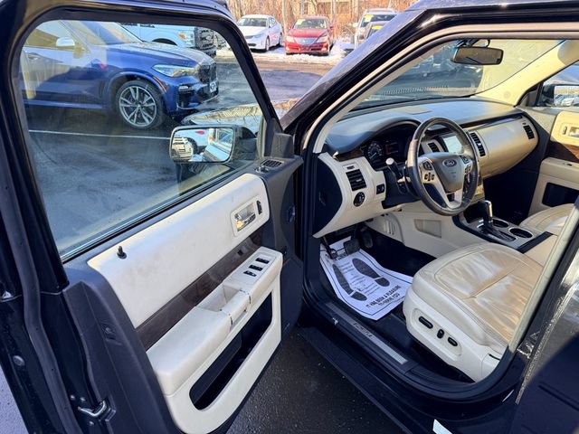 Used 2017 Ford Flex Limited w/ Equipment Group 303A AWD/4WD image 12