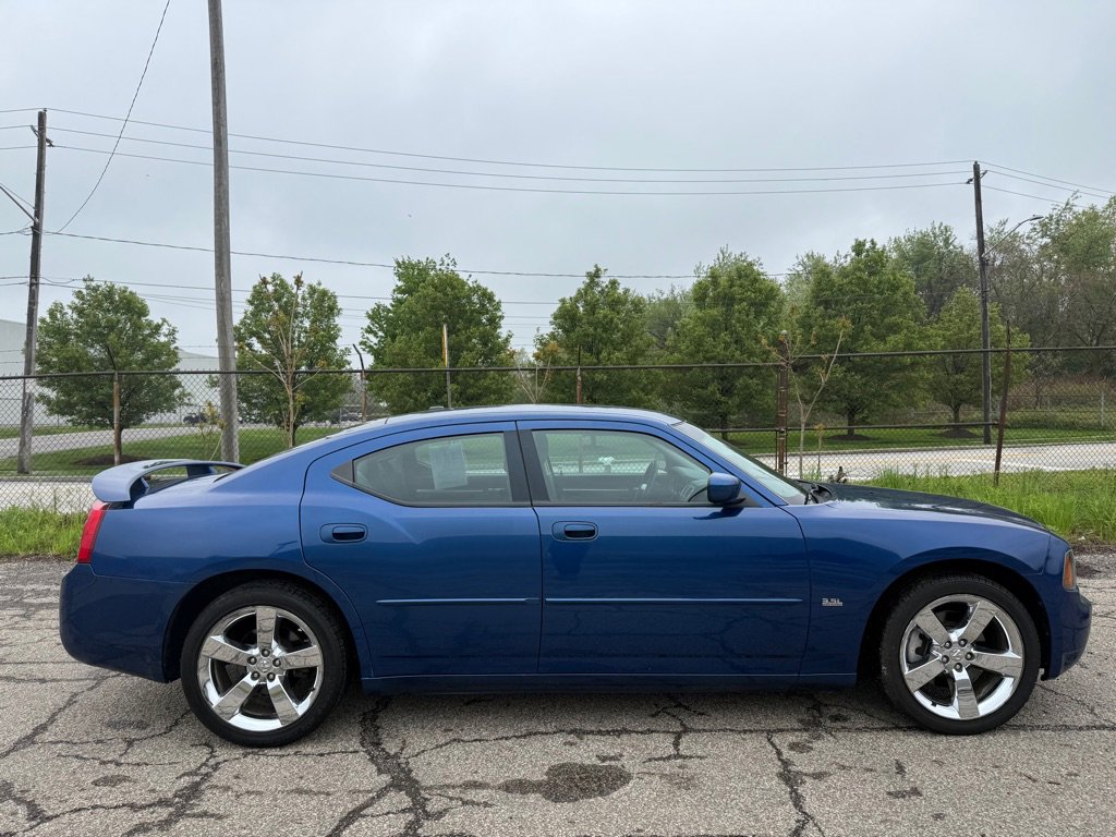 Used 2010 Dodge Charger Rallye RWD image 2