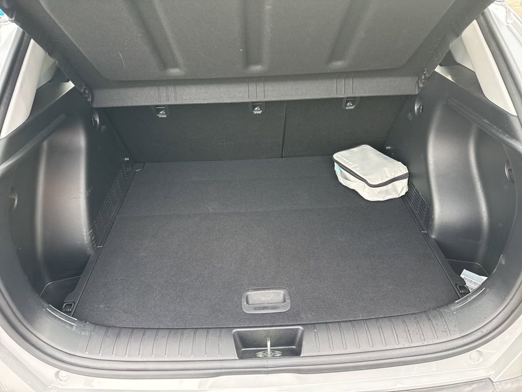 Certified 2024 Hyundai Kona SE image 21